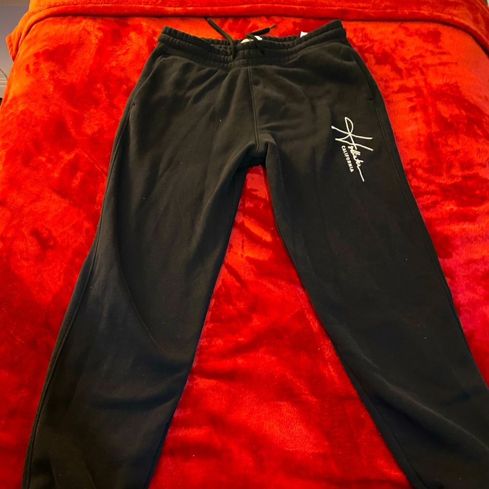 Men’s Hollister Sweats